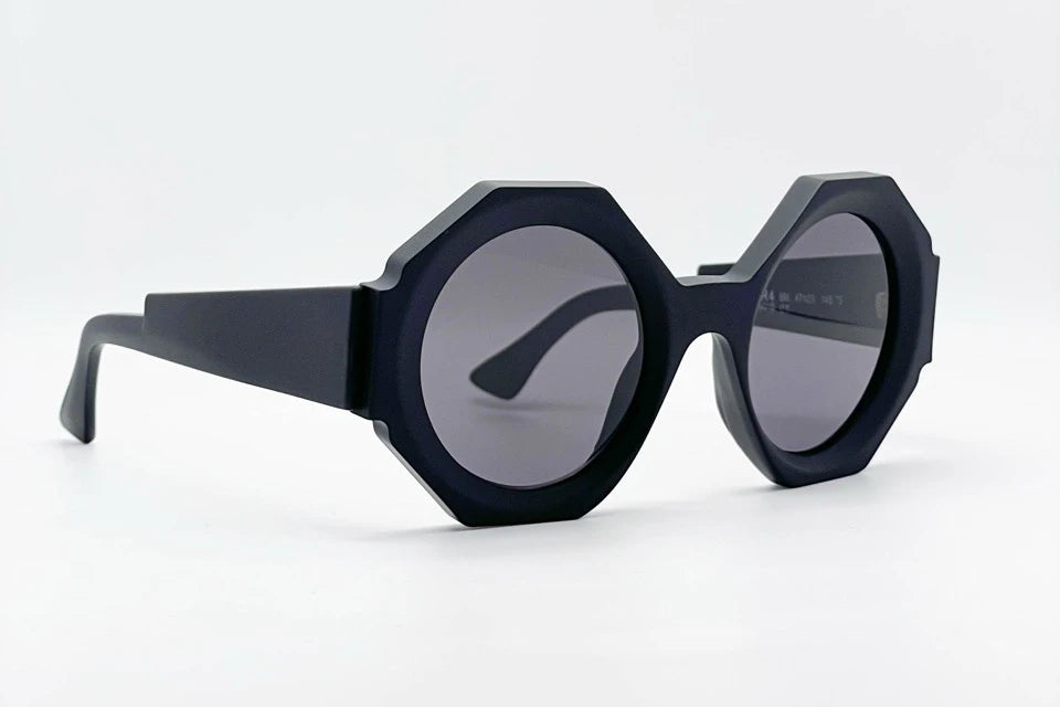 Sunglasses Kuboraum R4 BMCT Black