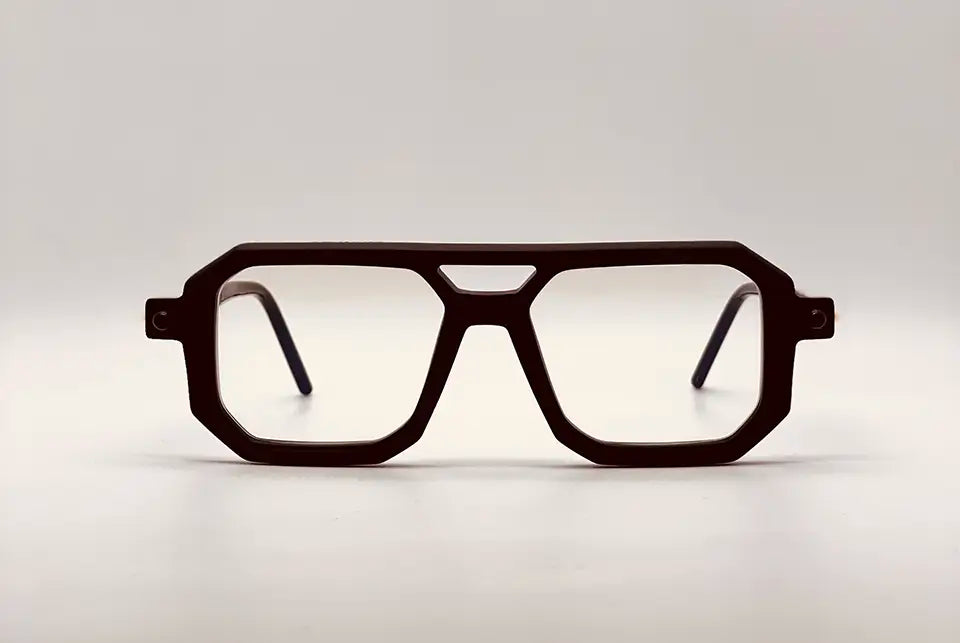 Kuboraum P8 Black Optical