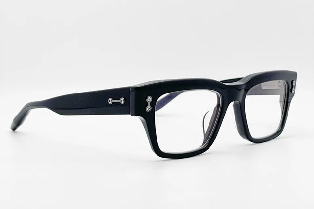Akoni Columba Black