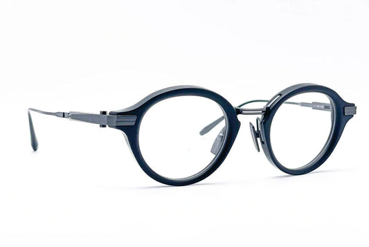 Akoni Copernico Black