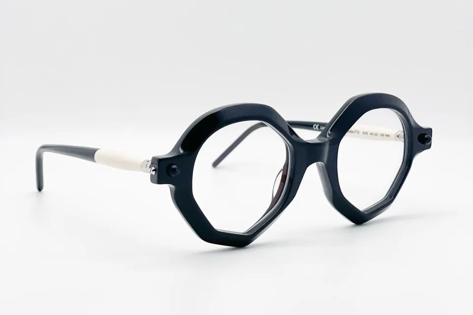 Kuboraum P18 Black optical frames view