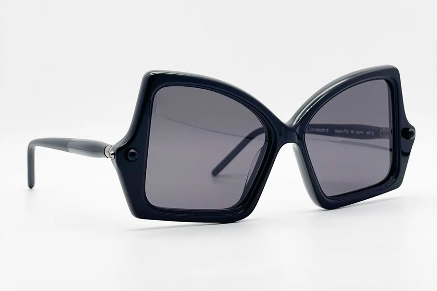 Kuboraum P30 Black Shine sunglasses front view