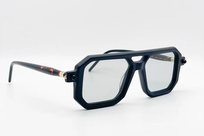 Kuboraum P8 Matte Black sunglasses front