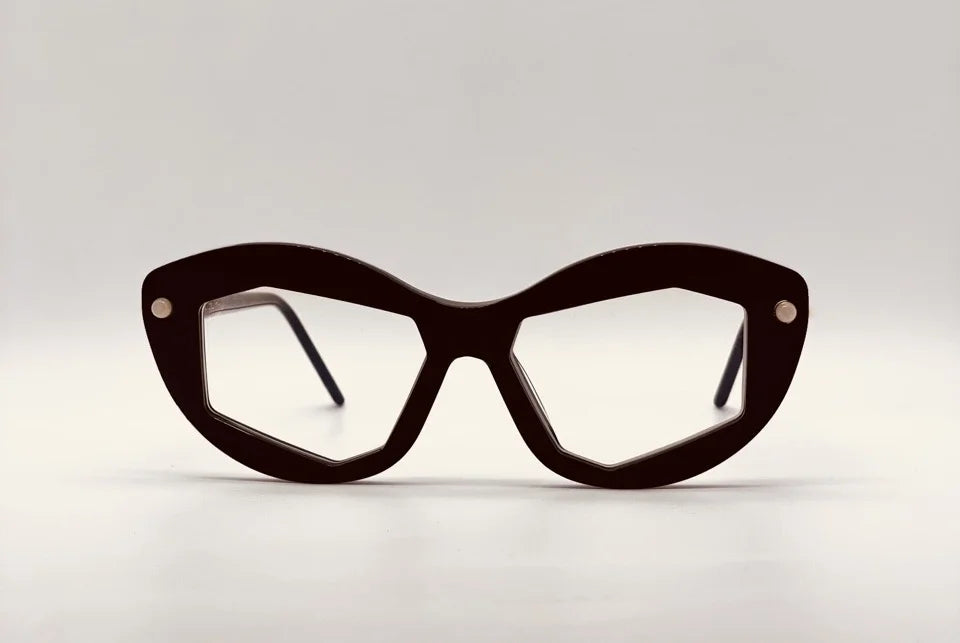 Kuboraum P16 Black Optical