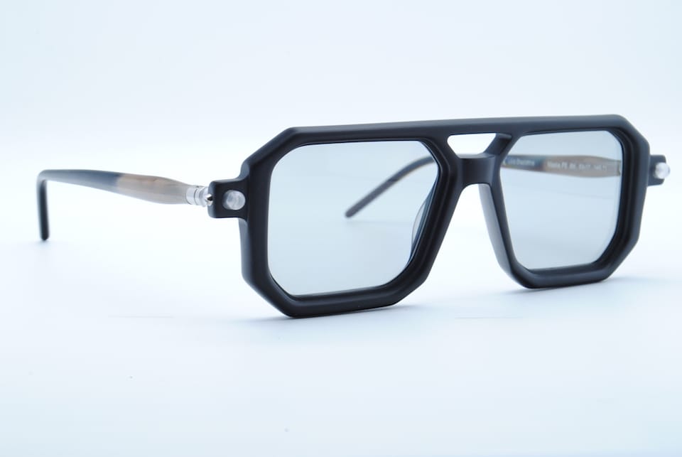 Kuboraum P8 Black Matte