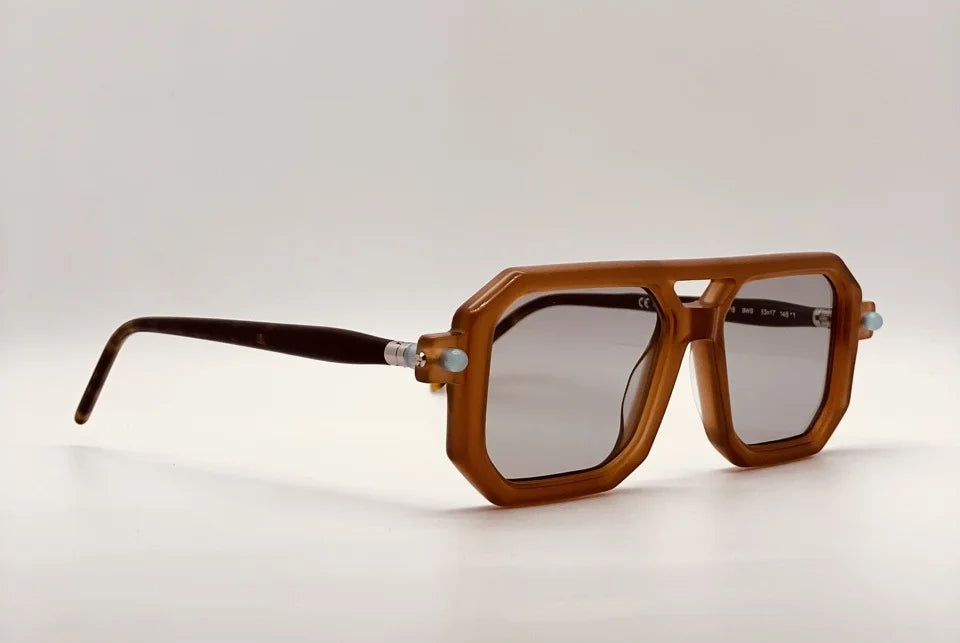 Kuboraum P8 Brown