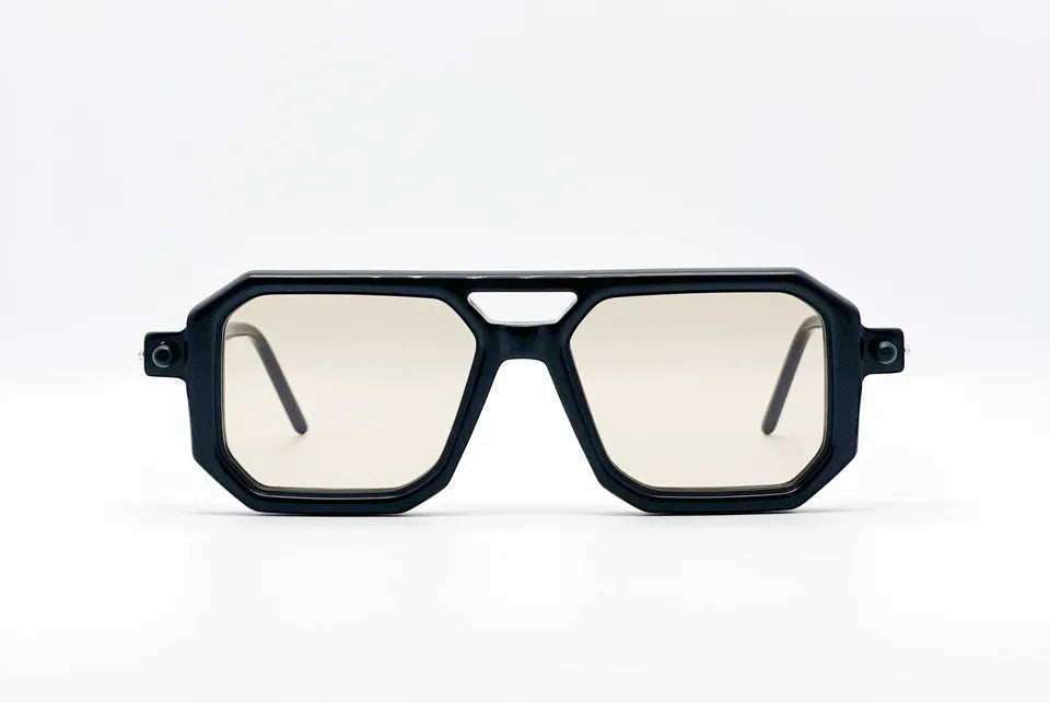 Kuboraum P8: Black Rectangular Unisex Sunglasses