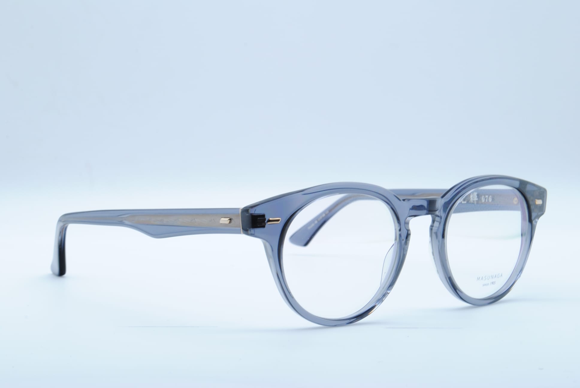 Masunaga Kk076 Crystal Gray
