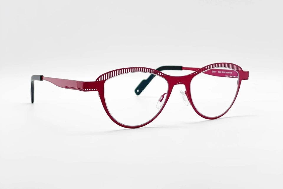 Optical Theo Lyner Red