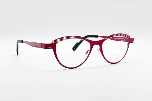 Theo Lyner 191 Red