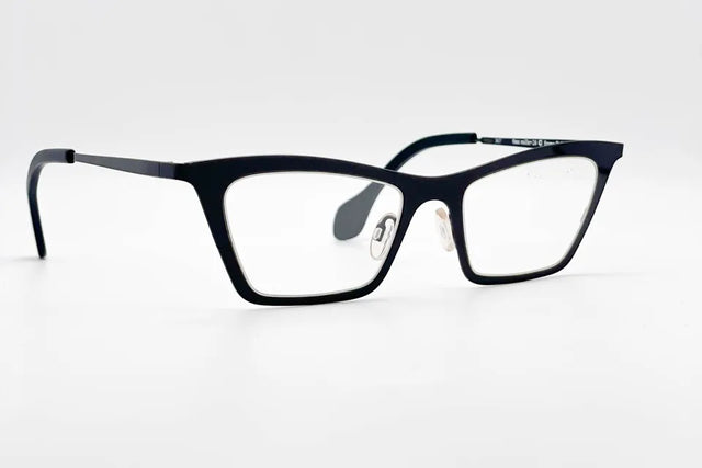 Theo Mille+26 Mille Brown