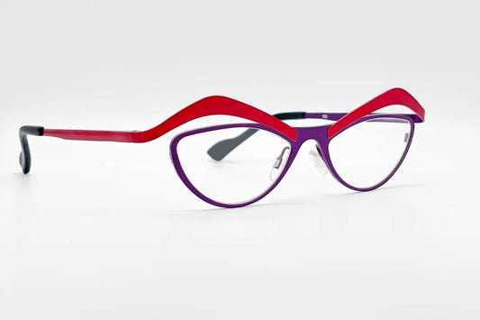 Theo Nivo  Redpurple