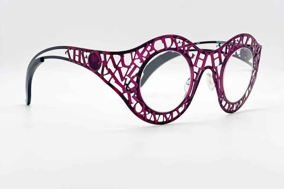 Theo Ophabet Fuchsia